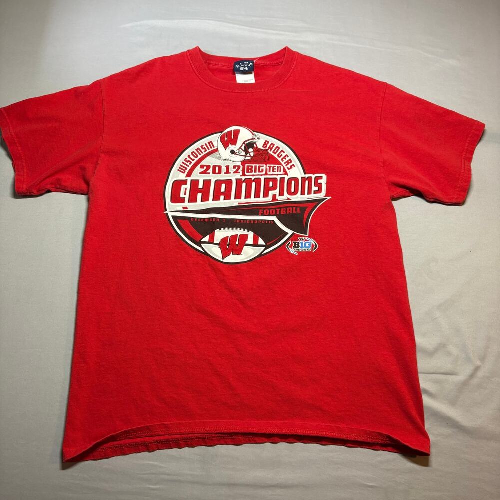 blue 84 vintage wisconsin badgers football t shirt